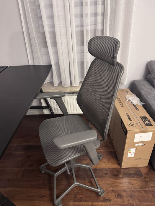 Krzesło gamingowe IKEA STYRSPEL – ciemnoszare, jak nowe, 4 miesiące