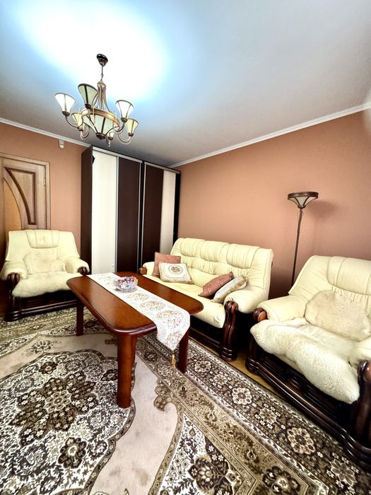 Продаж 2 кім квартири цегла інд.опалення