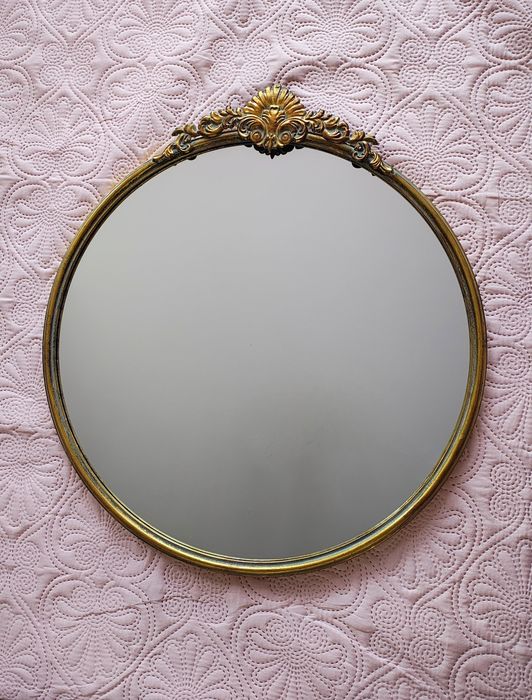 Okrągłe złote lustro 60x64cm