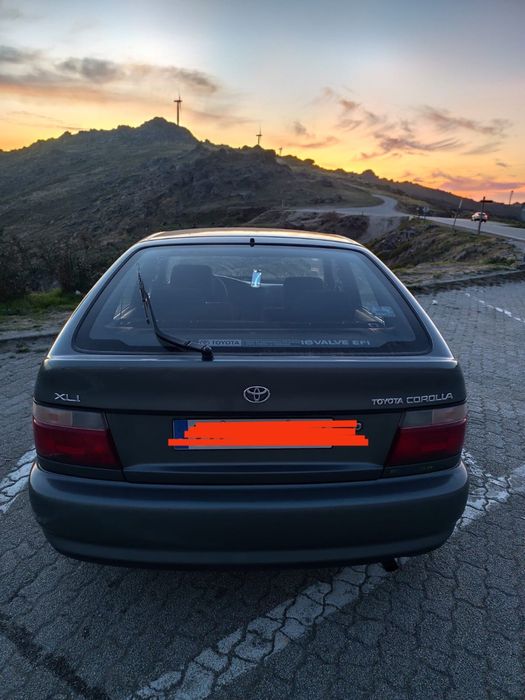 Toyota Corolla XLi hatchback ano 95