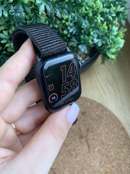 Продаю годинник Apple Watch Series 7 45mm Black.