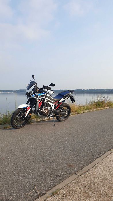 Africa Twin CRF 1100 MANUAL 2022r QUICK SHIFTER Tricolor 1wł.