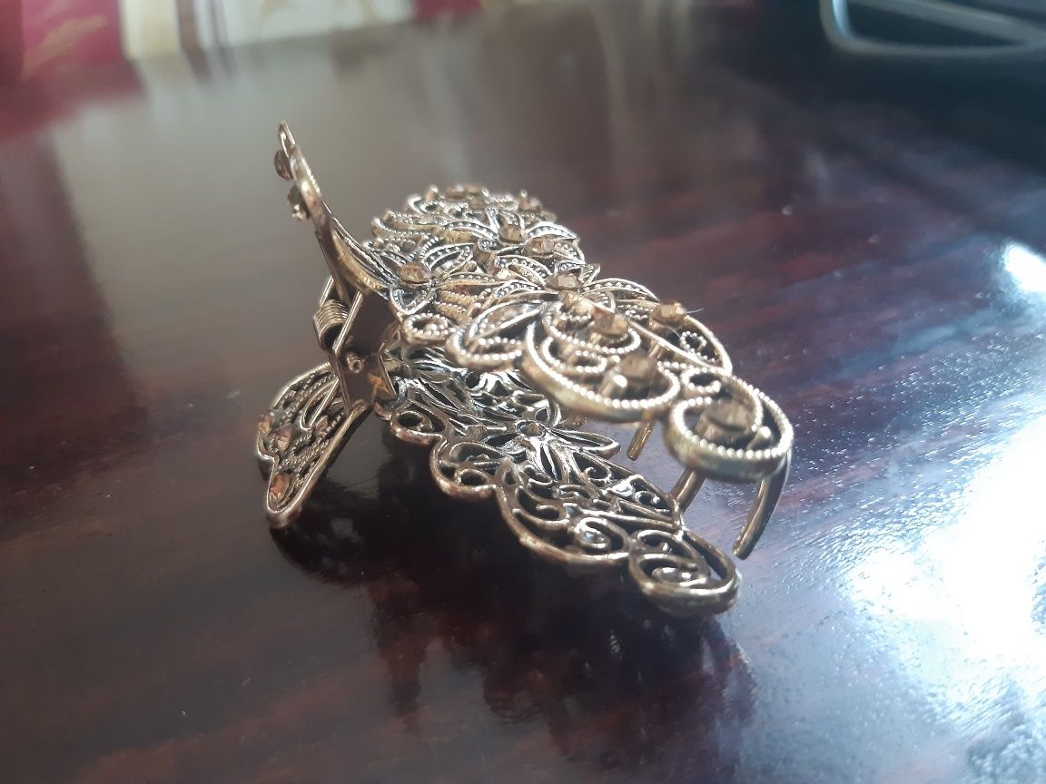 Metalowa spinka klamra do włosów