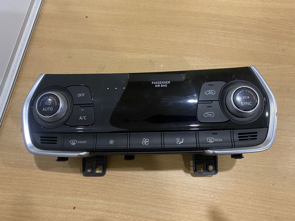 Блок климата Hyundai Santa Fe 2018-2022