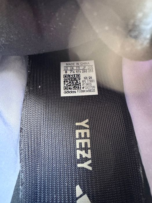 Buty senakaersy Adidas Yeezy 700 26 cm 41 1/3