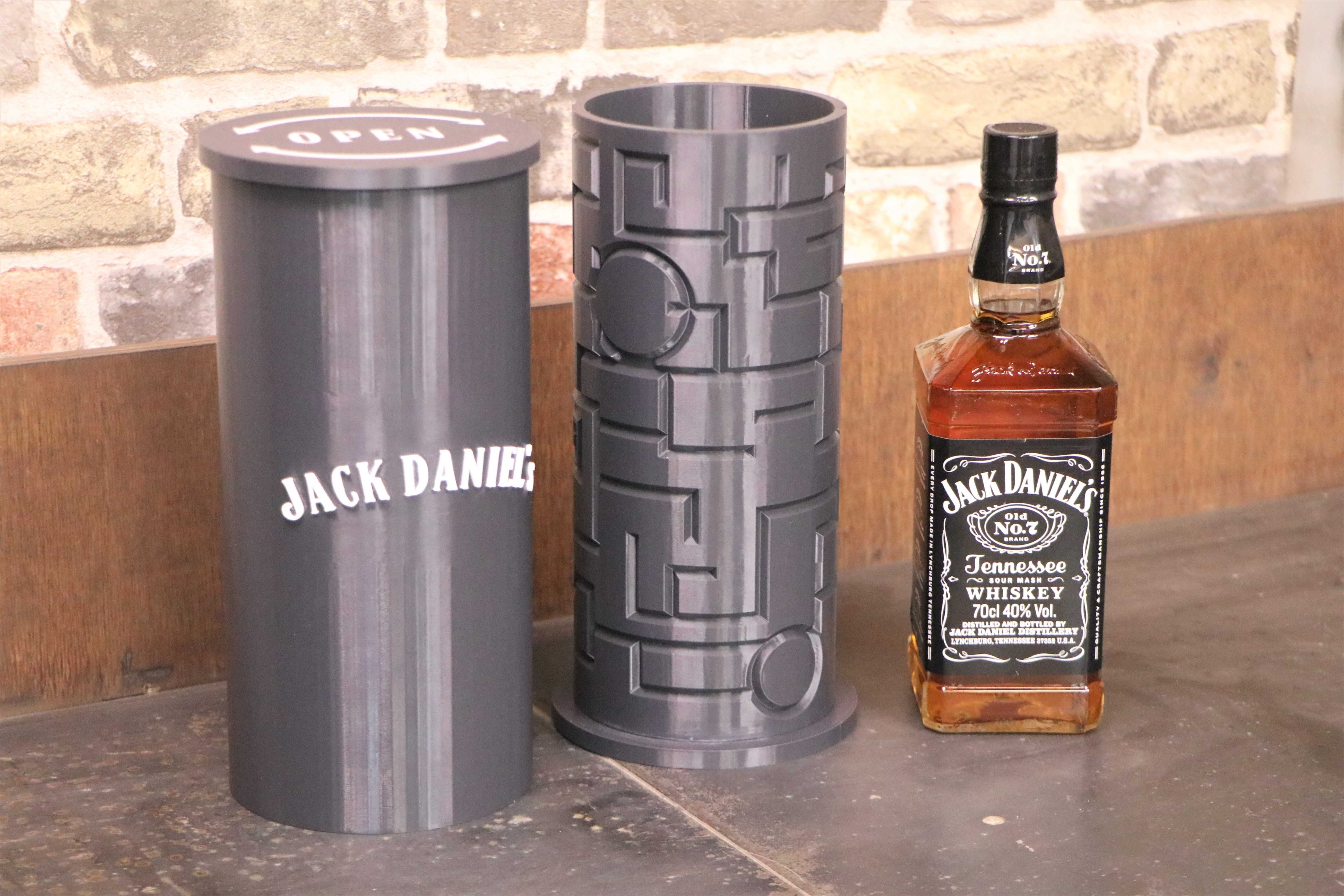 Тубус лабиринт для бутылки Jack Daniel's