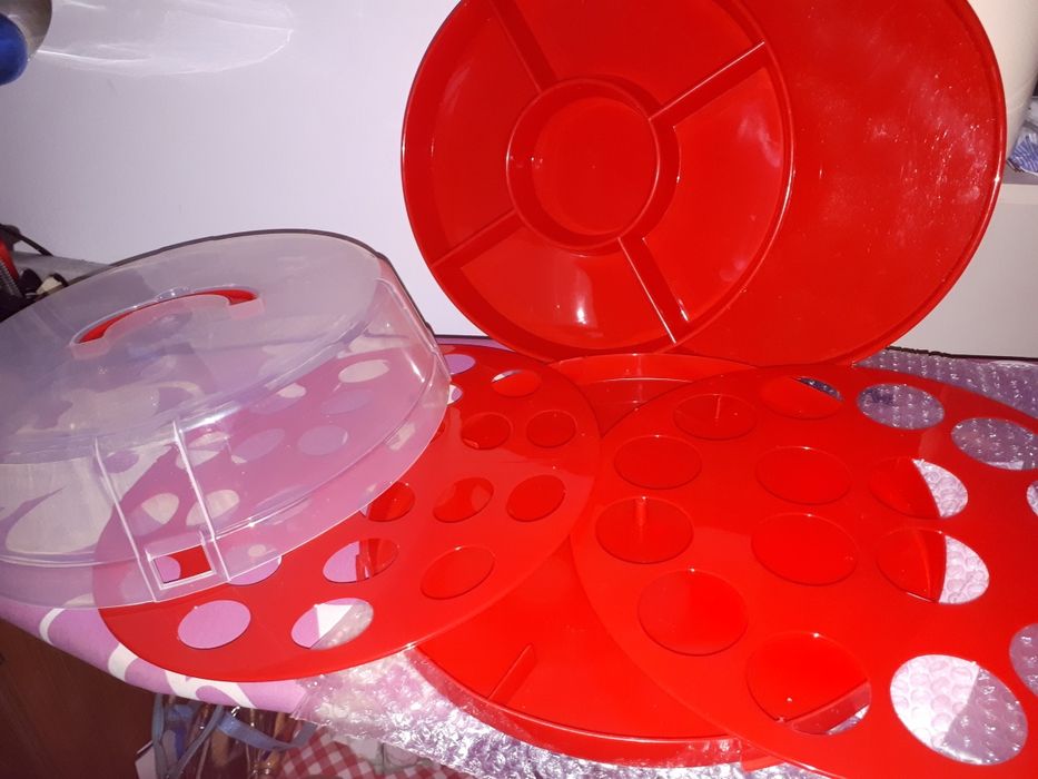 Porta bolos e cupcakes