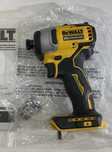 DeWALT DCF809 20V компактний ударний шуруповерт імпакт
