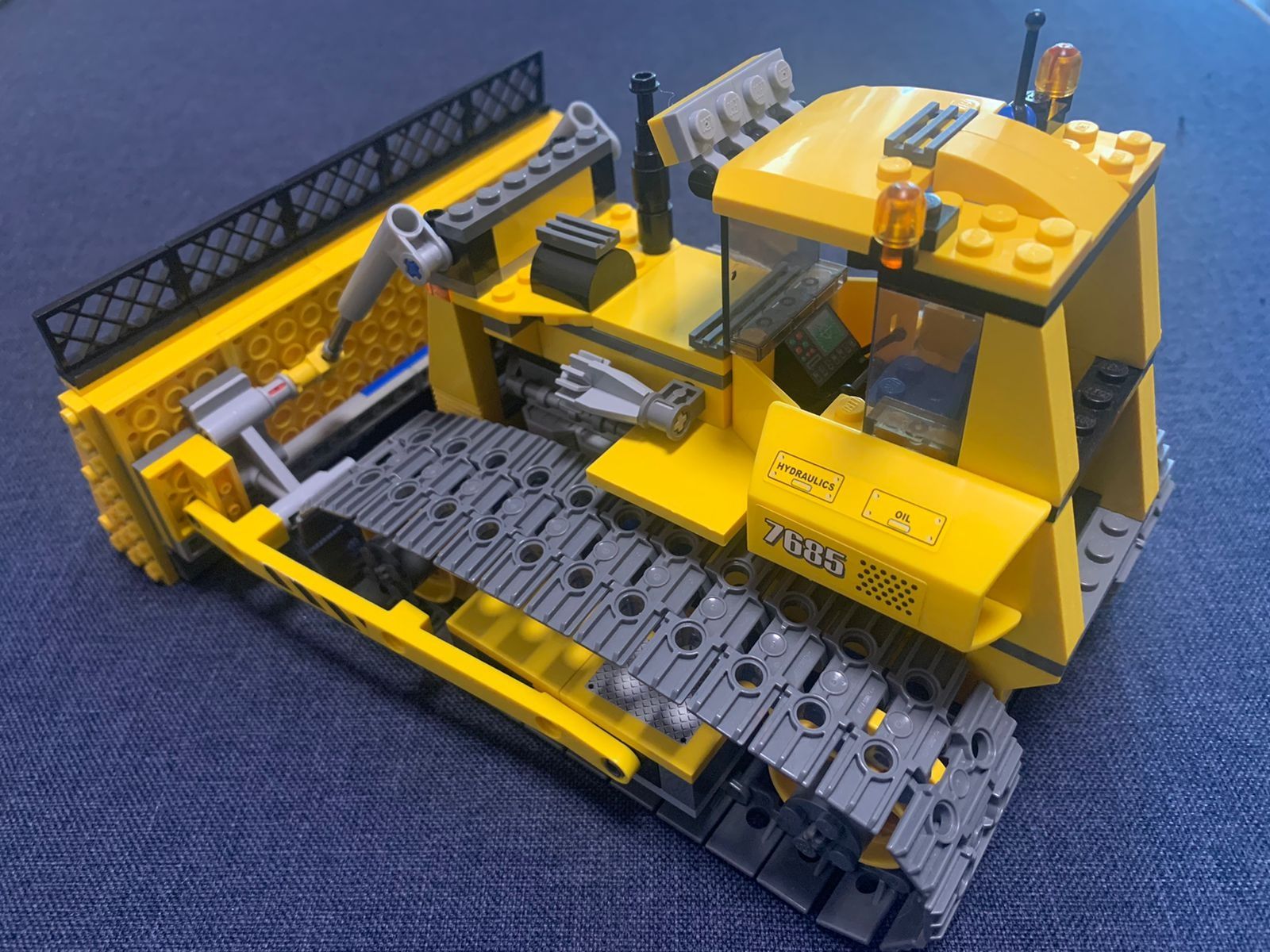 Lego city 7685 dozer