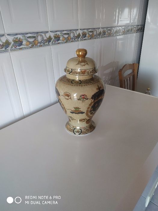 Porcelana-pote decorativo