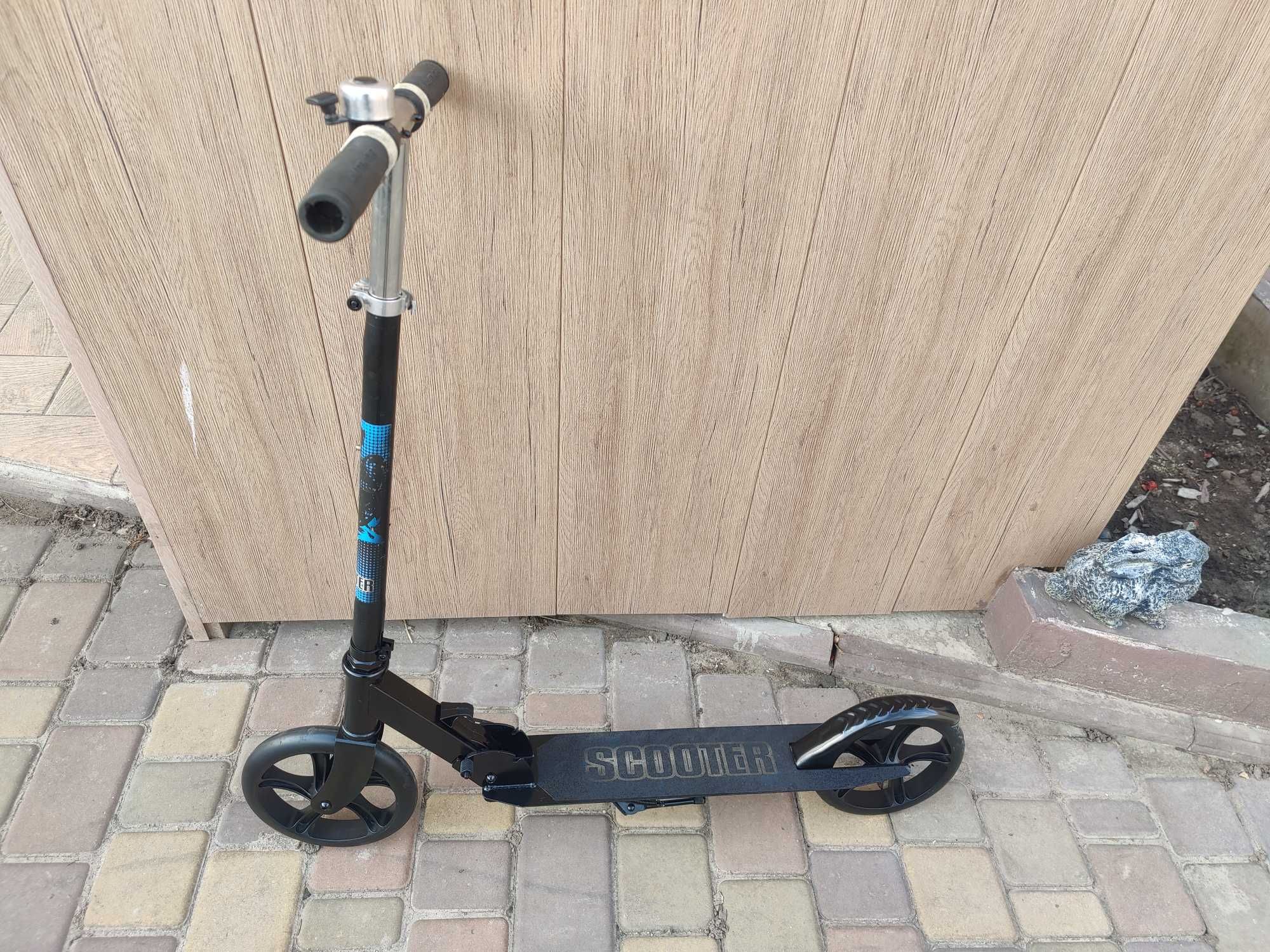 Самокат Scooter    .