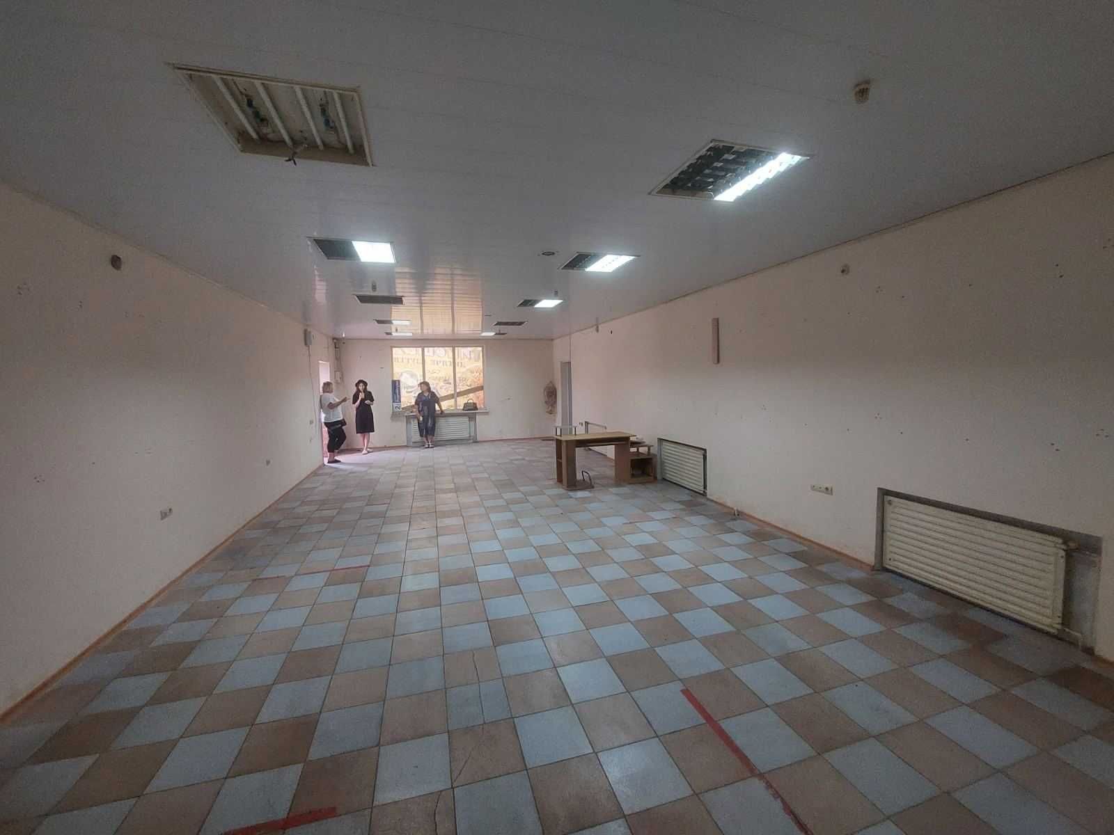 Продається нежитлове приміщення