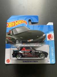 Hot Wheels 91 Mazda MX-5 Miata