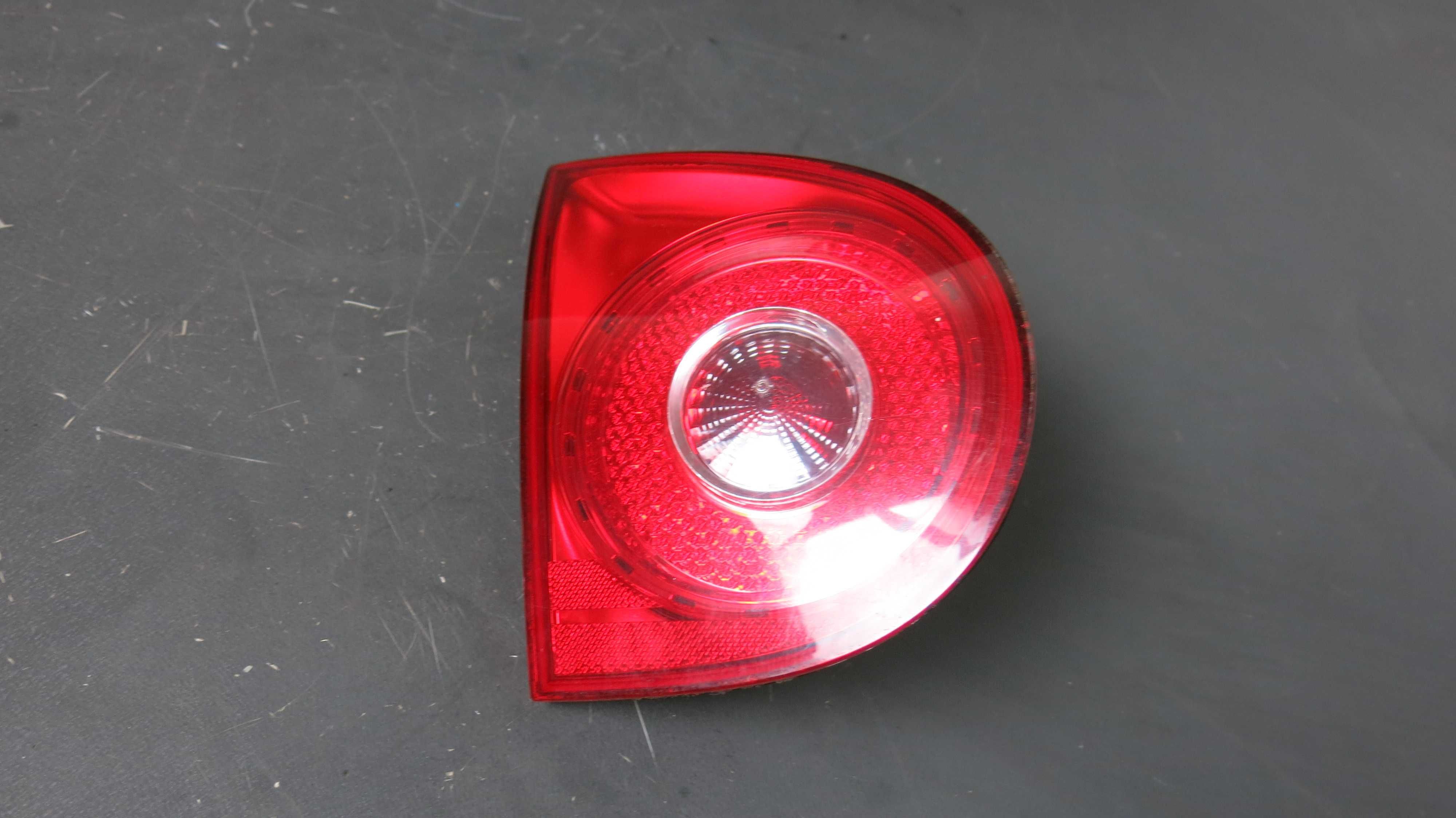 Volkswagen VW Golf V 5 lampa tylna tył lewa Europa