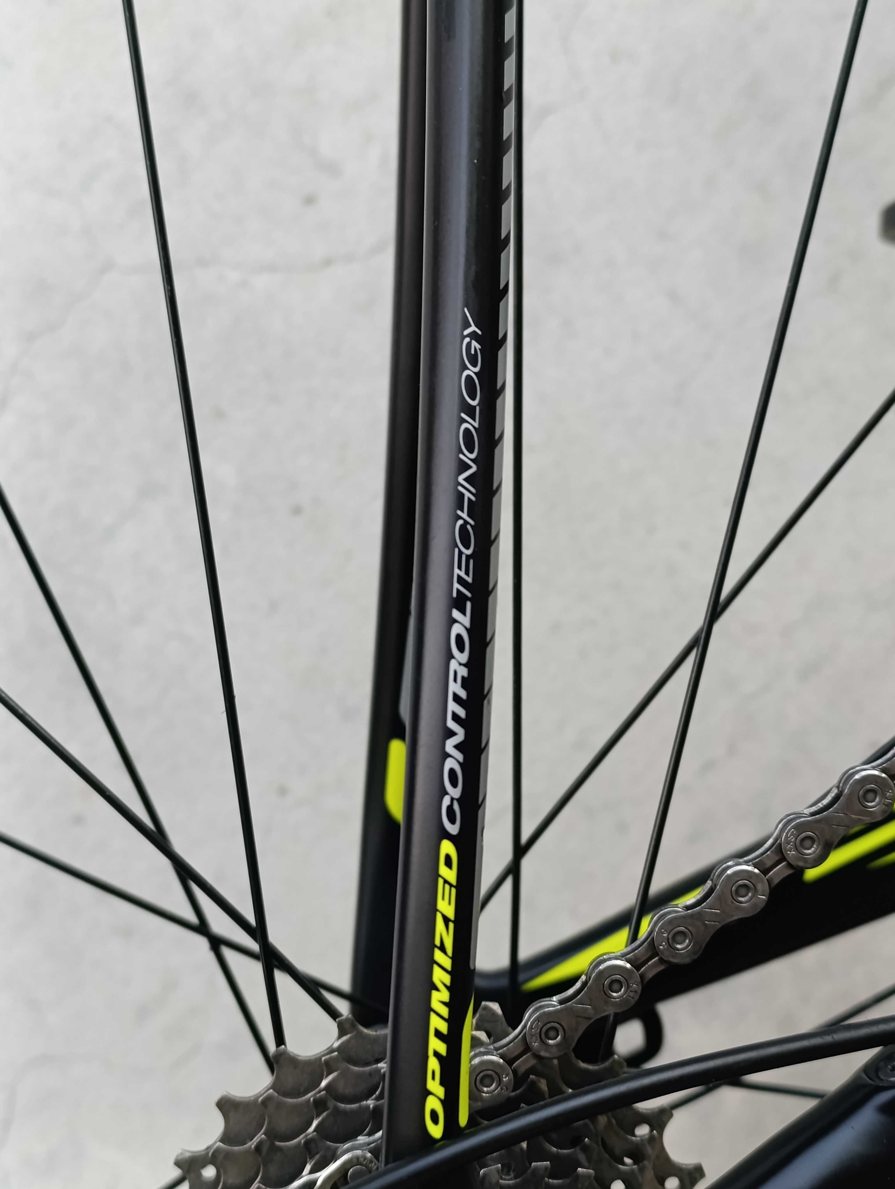 Bicicleta estrada BH Quartz