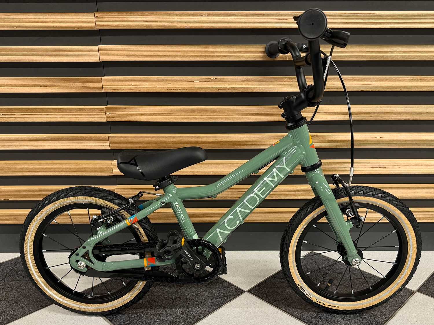 Rower dziecięcy ACADEMY 2 Olive 14" KRAKÓW w ofercie kubikes puky