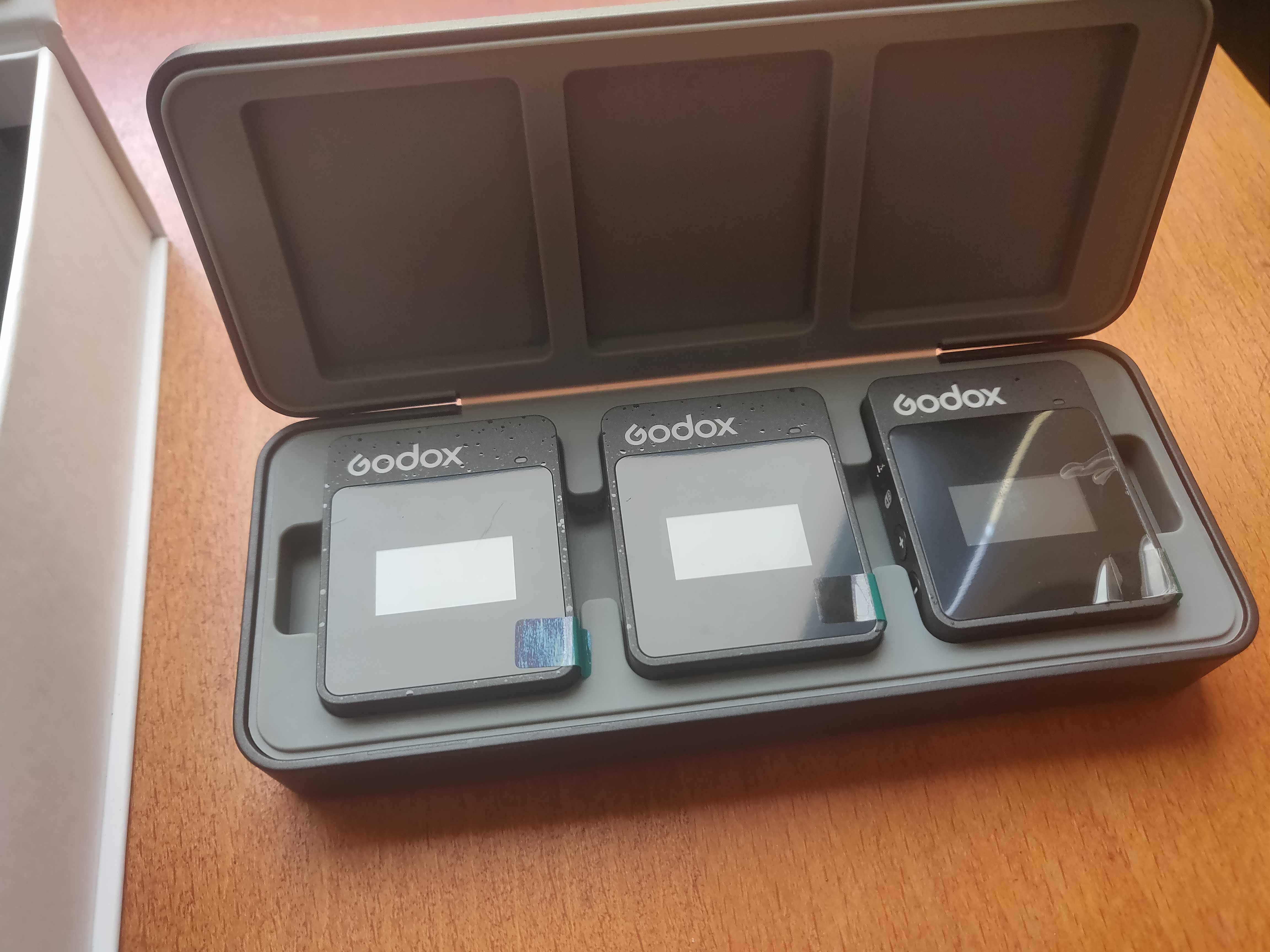 MoveLink II
2.4GHz Wireless Microphone System