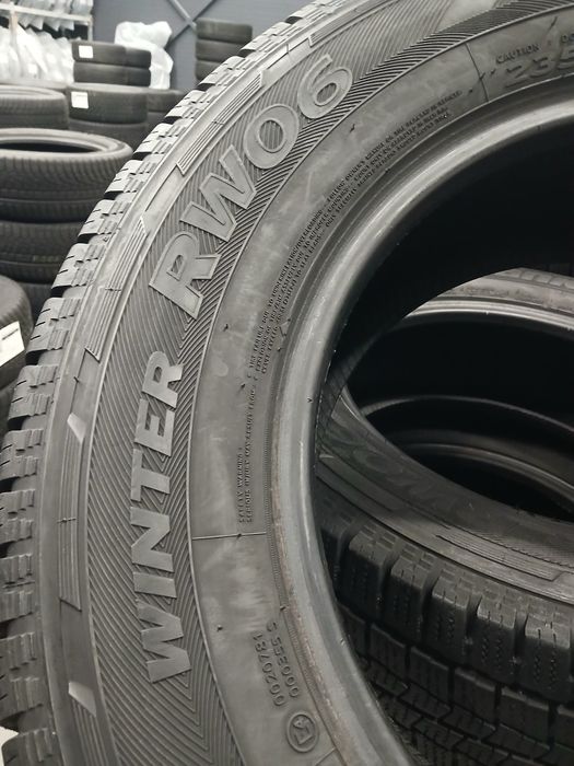 Зимові Шини БВ  235/65 R16C  HANKOOK  Winter RW06  Склад