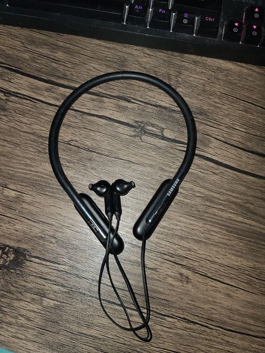 Навушники Samsung Bluetooth