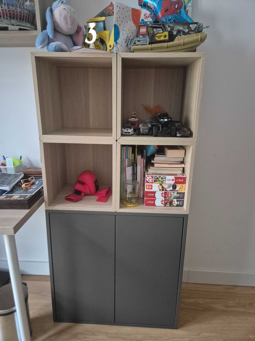 Regał EKET Ikea - szafka z 3 szufladami, z 2 drzwiami, 4 małe szafki