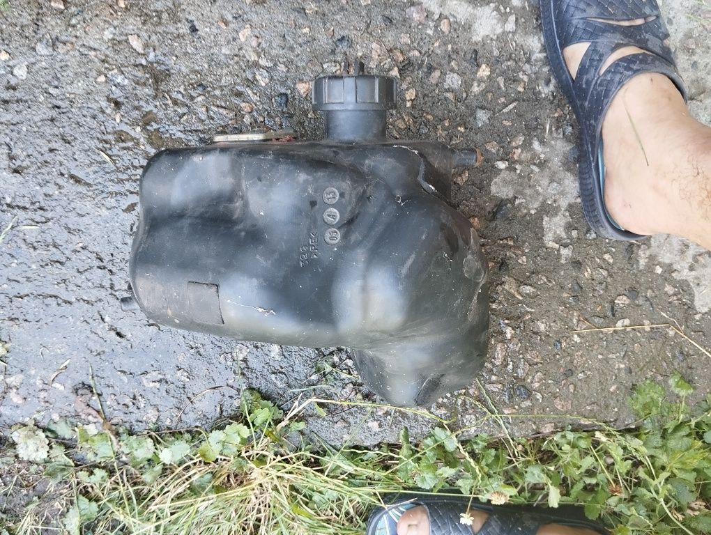 Бензобак suzuki lets 4