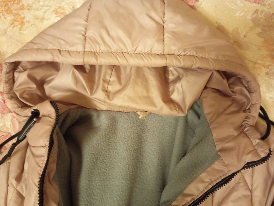 Куртка зимова, утеплена куртка 152 зріст.