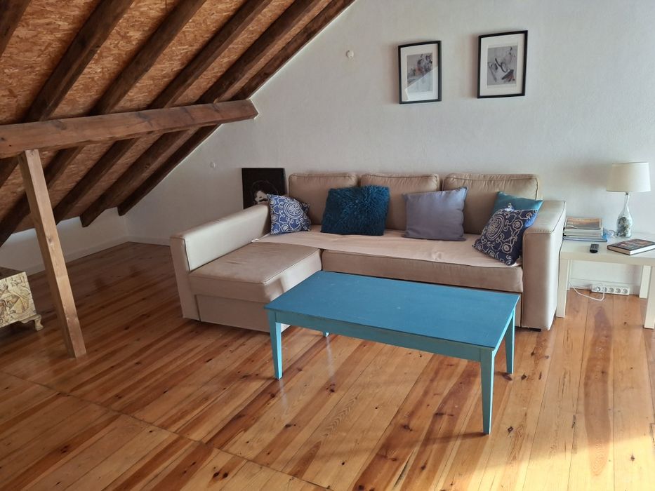 Sofá cama com chaise longue