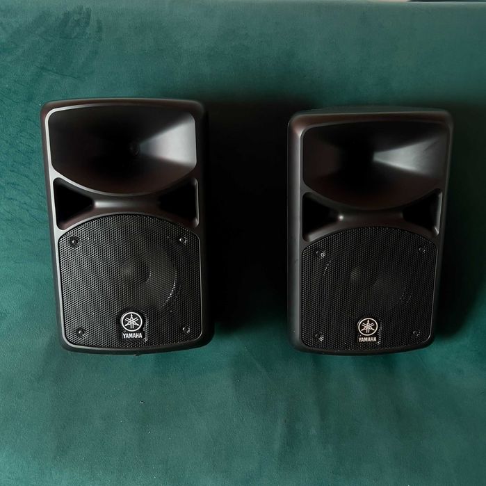 Przenośny system PA Yamaha STAGEPAS 400BT kolumny+mikser+kable