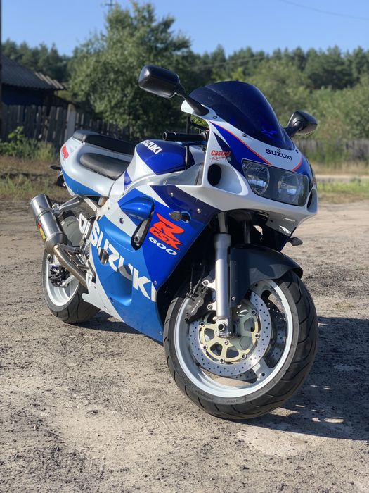 SUZUKI GSX-R 600 SRAD на нових розхідниках