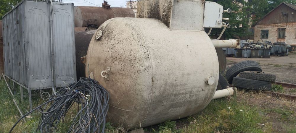 Промышленный ресивер 2 куба воздушный толстостенный