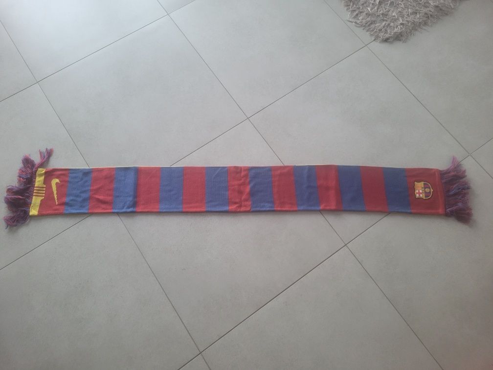 Szalik kibica FC Barcelona