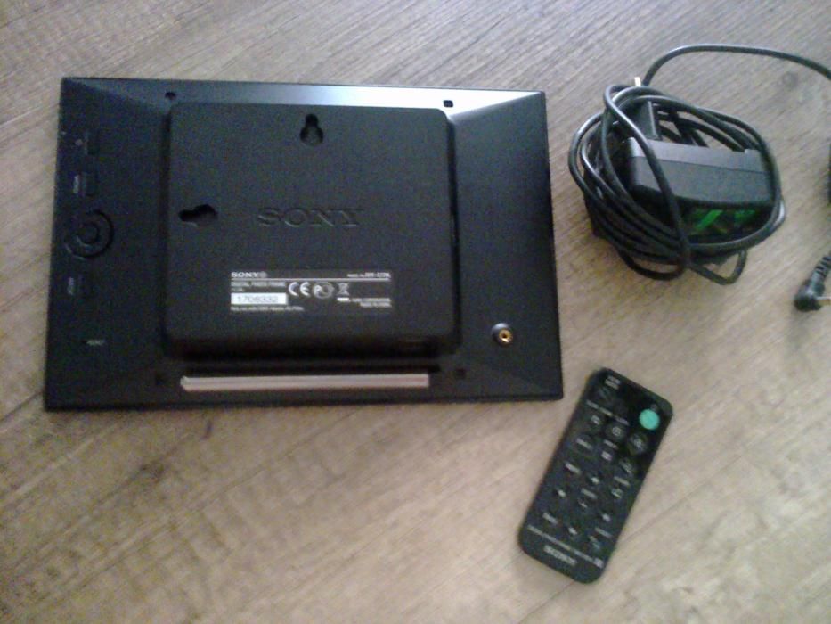 Moldura digital Sony