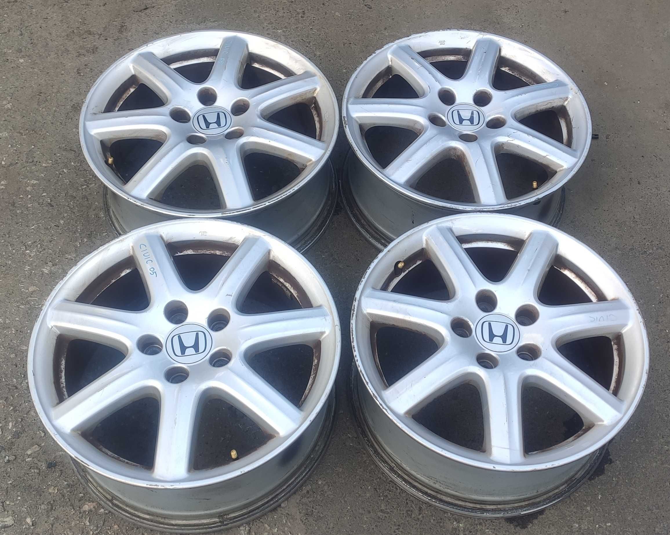 Диски литые комплект R17 7J 7*17/5*114.3/55/64.1 HONDA Civic 5D 06-11