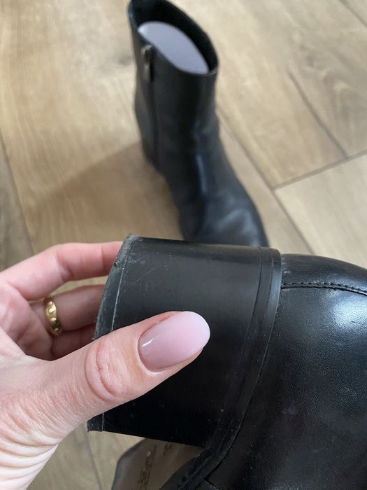 Шкіряні ботінки на каблуку осінні на флісі