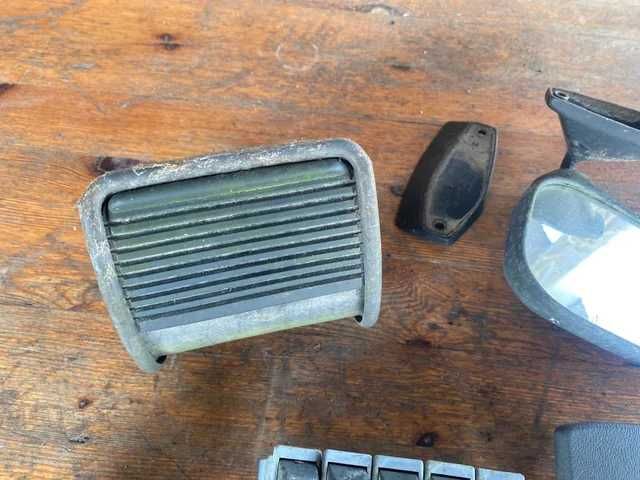 Peças Seat Marbella/Fiat Panda, cinzeiro, espelho, botões etc…|USADO