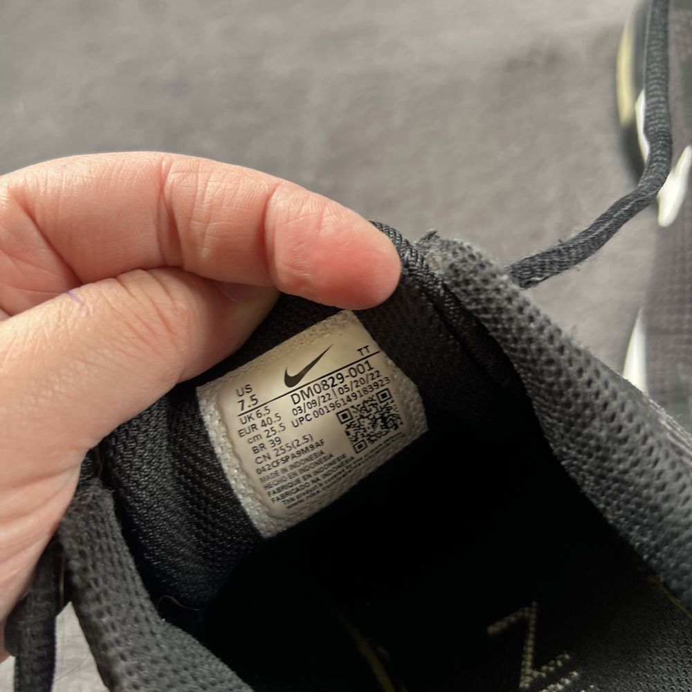 Чоловічі кросівки Nike air max. P. 40,5.