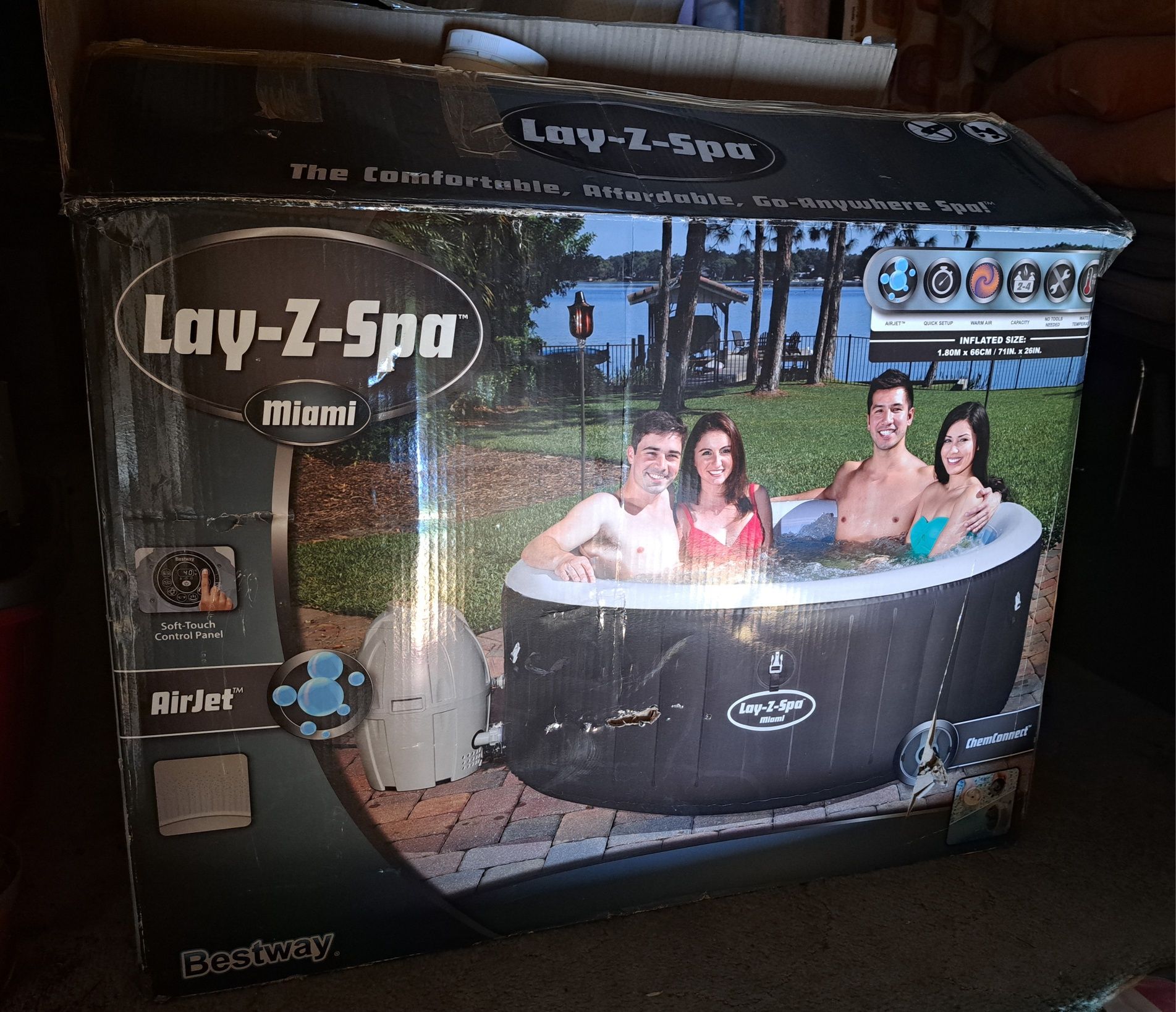 Jacuzzy Lay-Z-Spa Miami