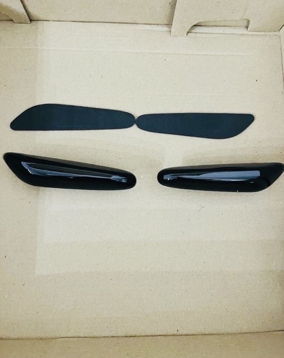 поворотник BMW 13 5 X E81e82e87e88e90e91e92e93 e60e61e83E84освітленяМо