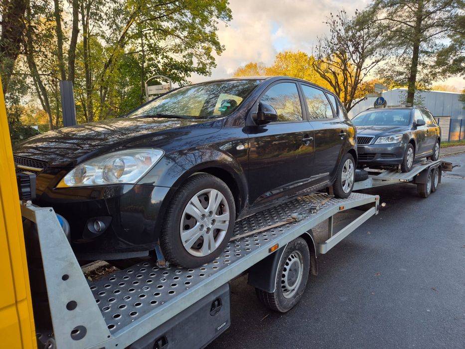 KIA Cee'd 1.6бенз