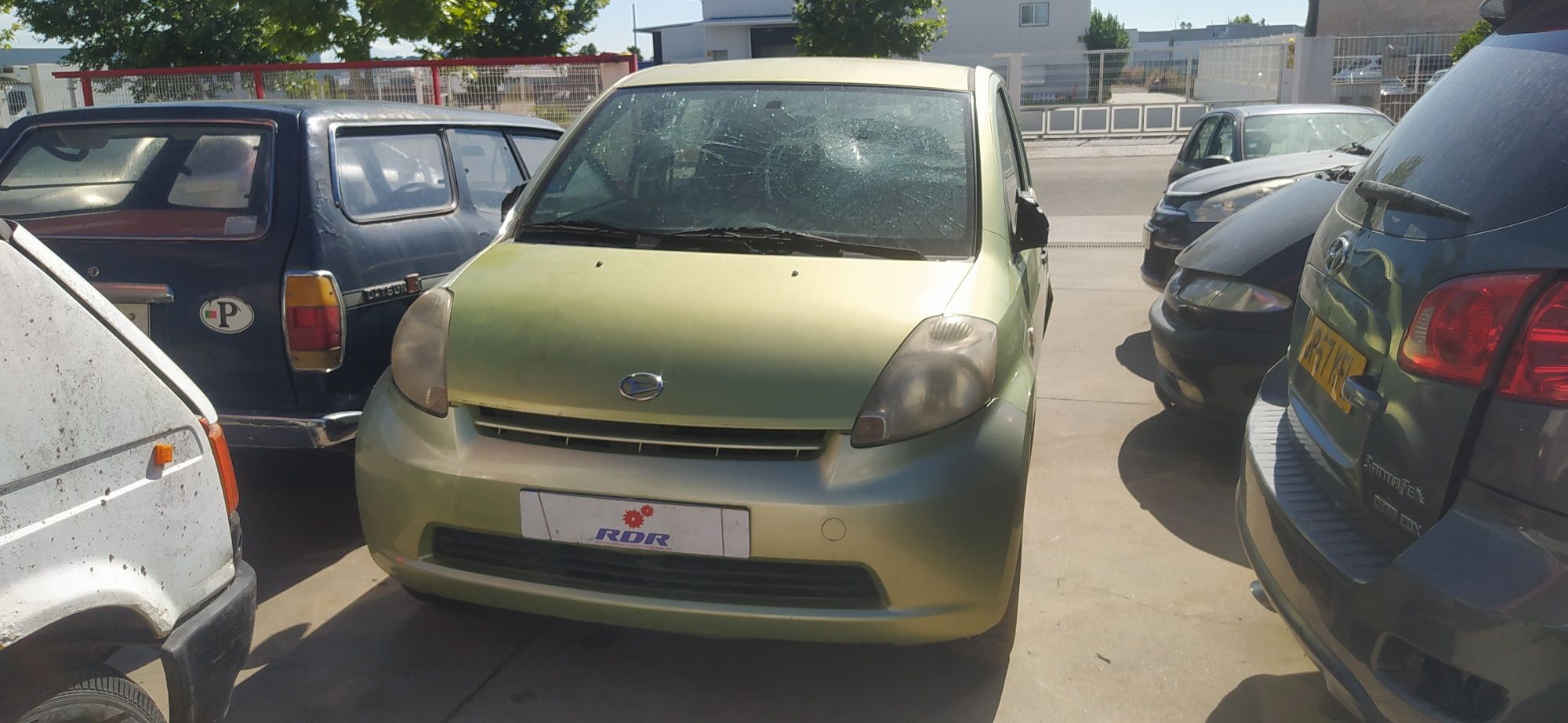 Daihatsu sirion  .