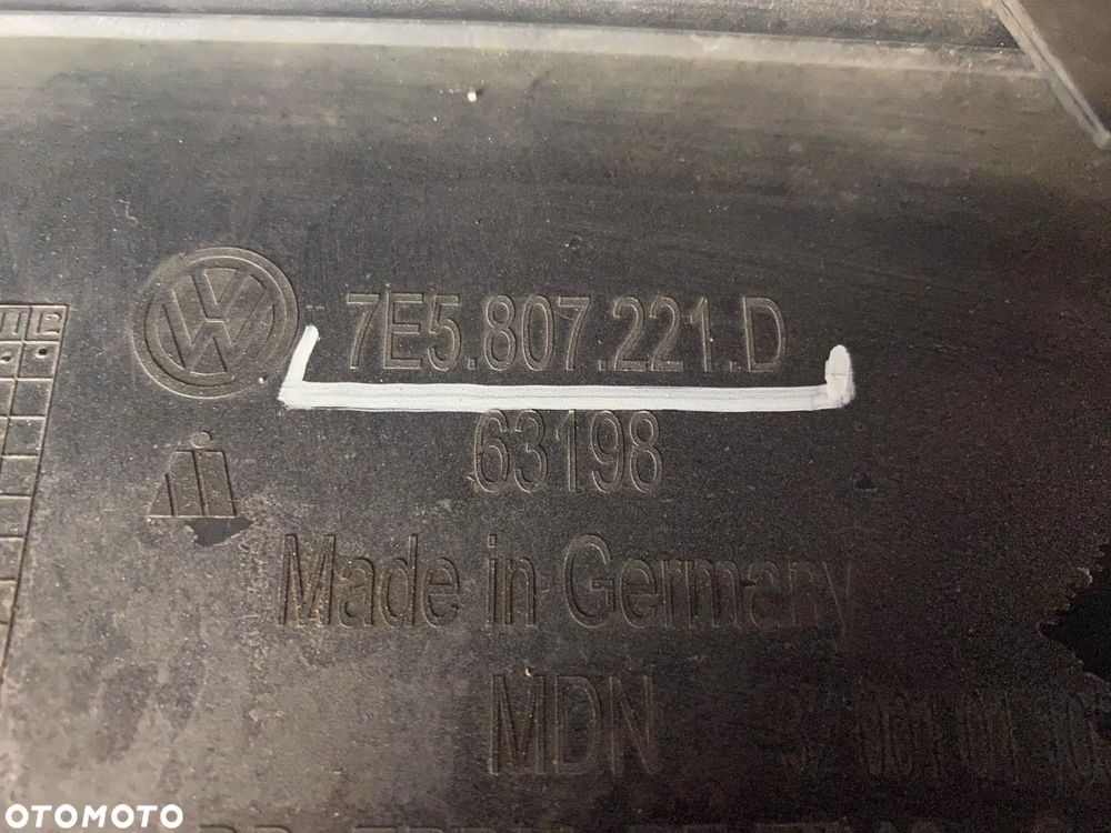 Zdezak 7E5 vw t6 2015