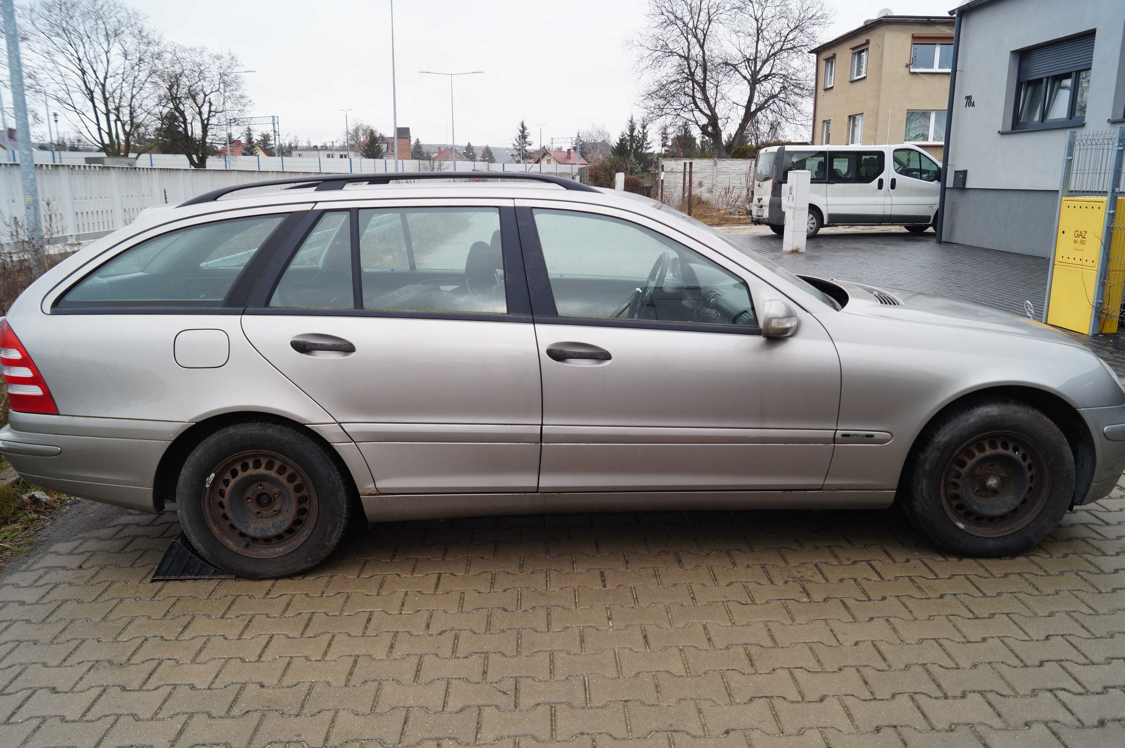 deska poduszki fotele wnętrze mercedes c-klasa w203 wszystkie części