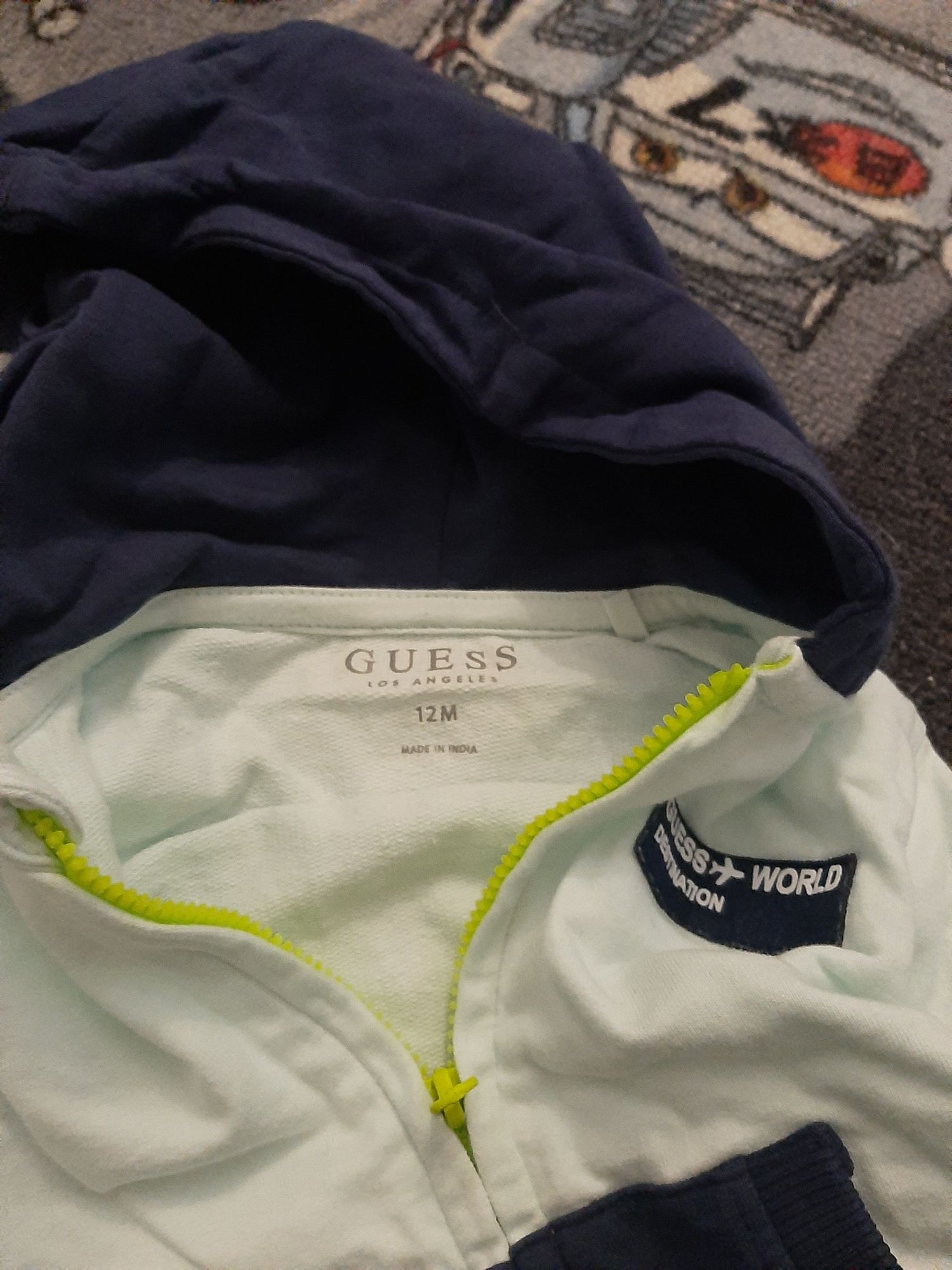 Nowe dresy Guess