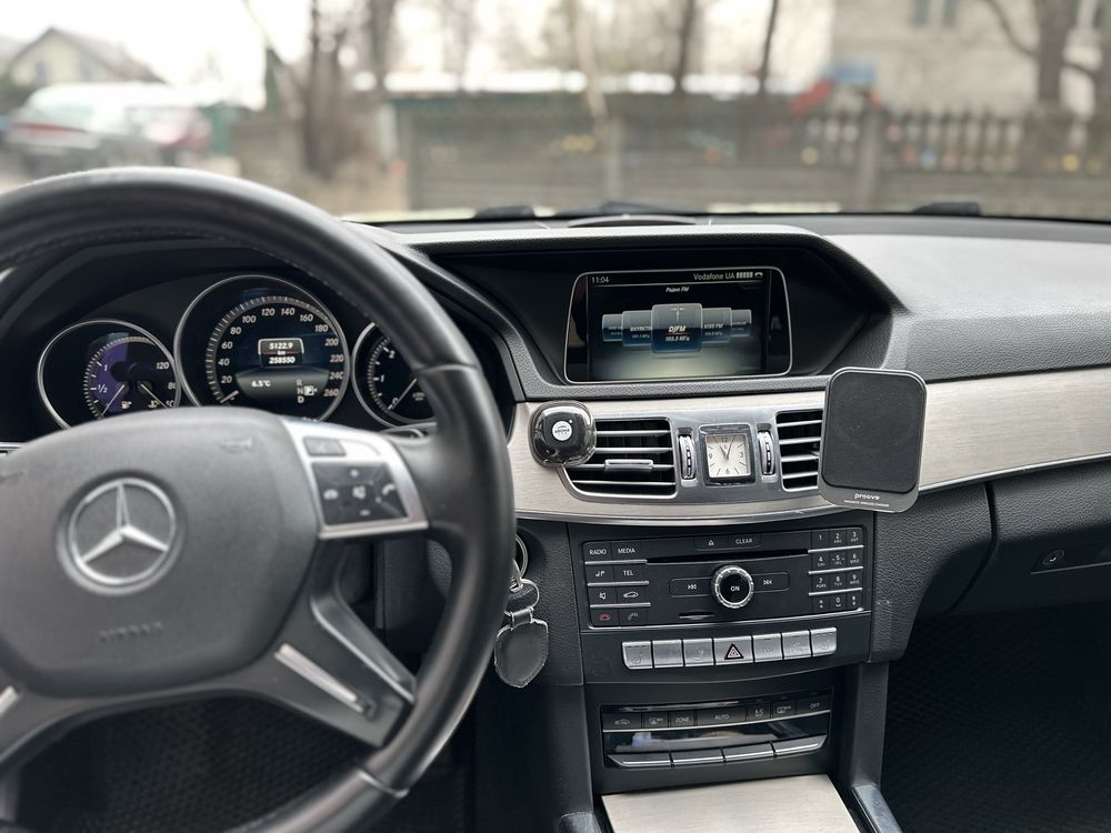 Мерседес E 212 універсал………
