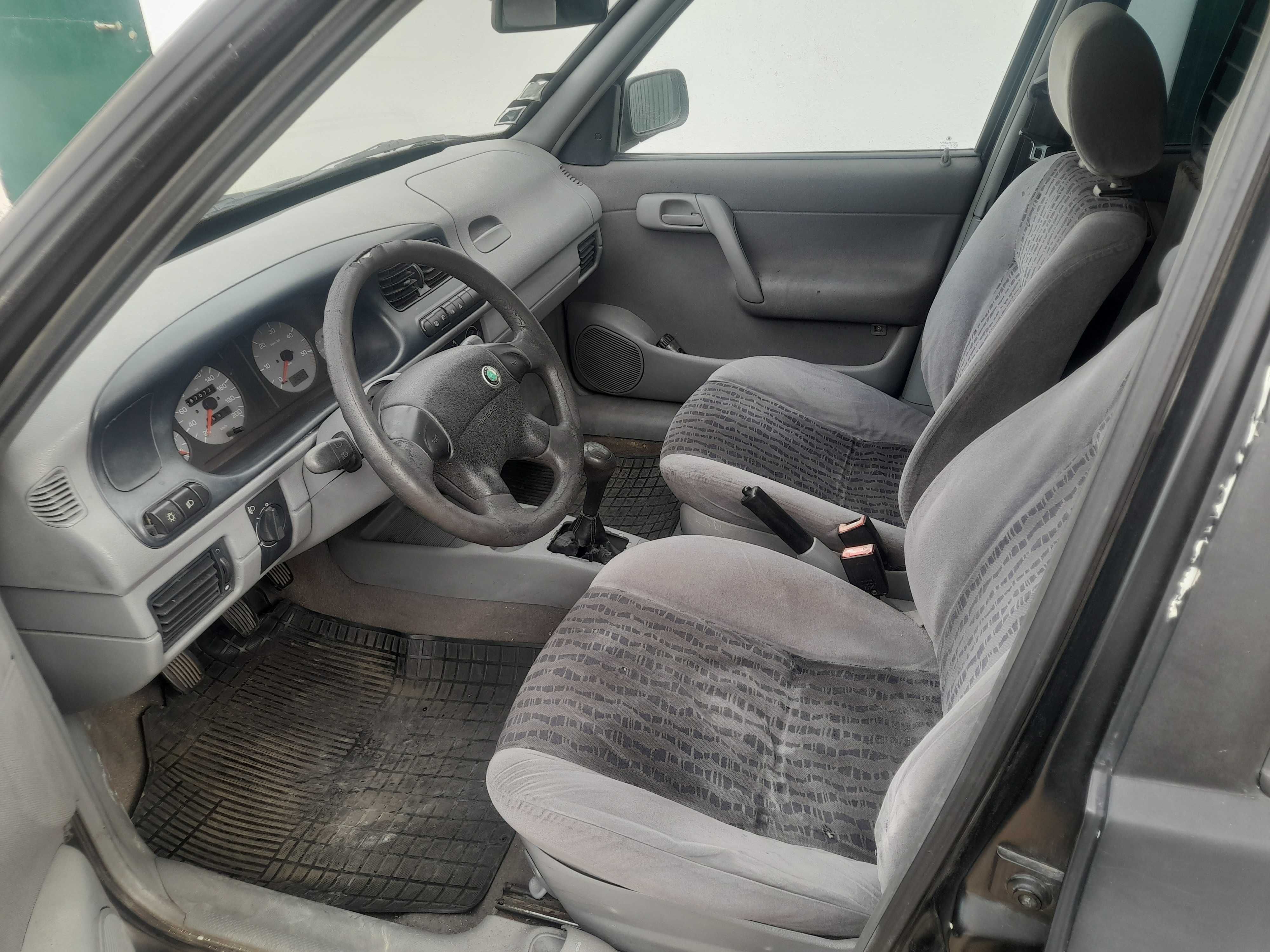 Skoda Felicia 1.9D – Diesel económico | Ano 2000
