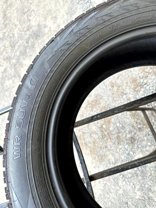 Шины БУ 225 60 R 18 Nokian Wr suv 4 Run Flat Финляндия