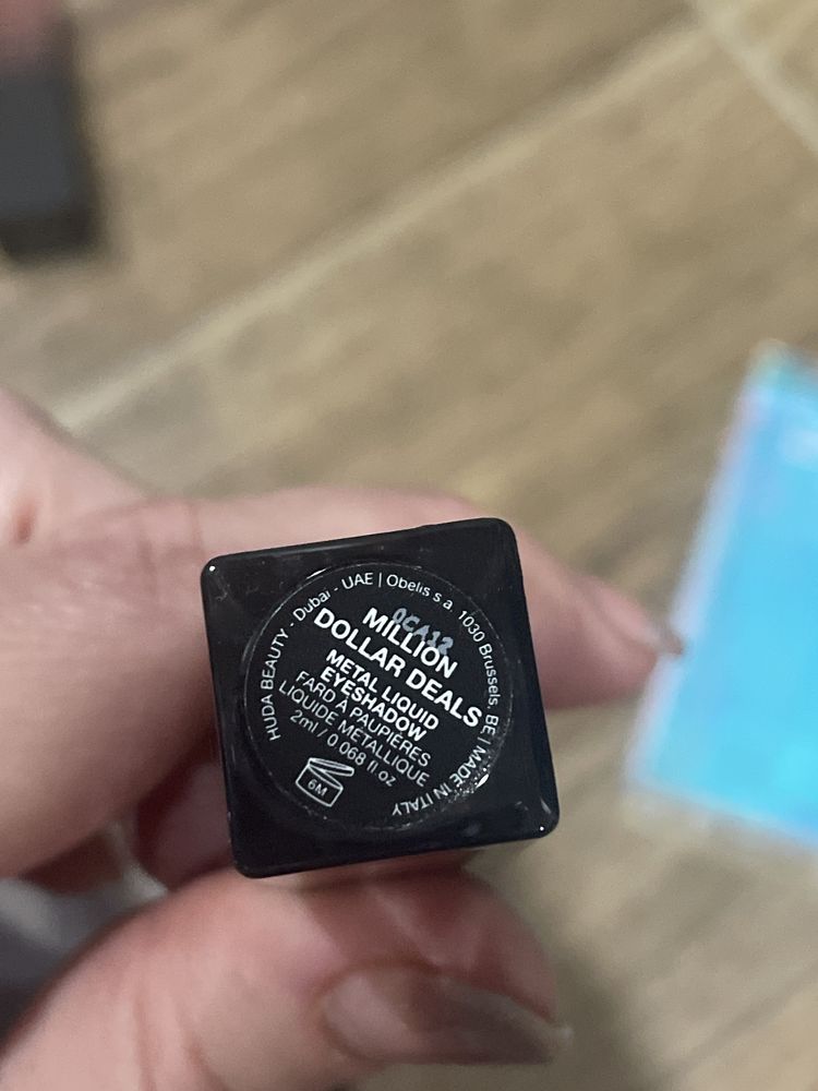 Рідкі тіні для повік Huda beauty. Оригінал із США!