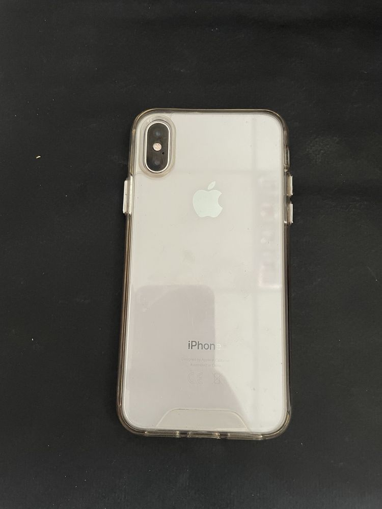 Продам IPhone XS