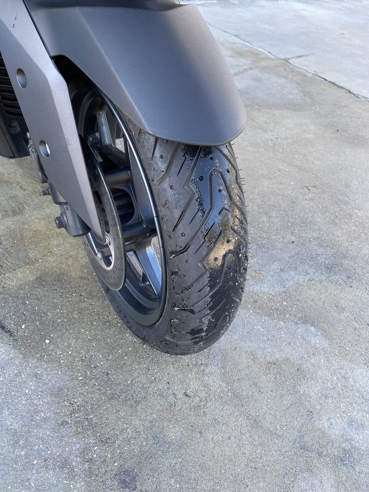 Yamaha Xmax 300 Full Extras