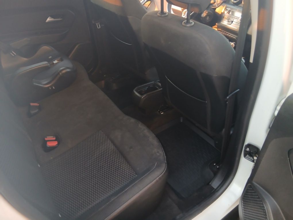 dacia duster  2018
